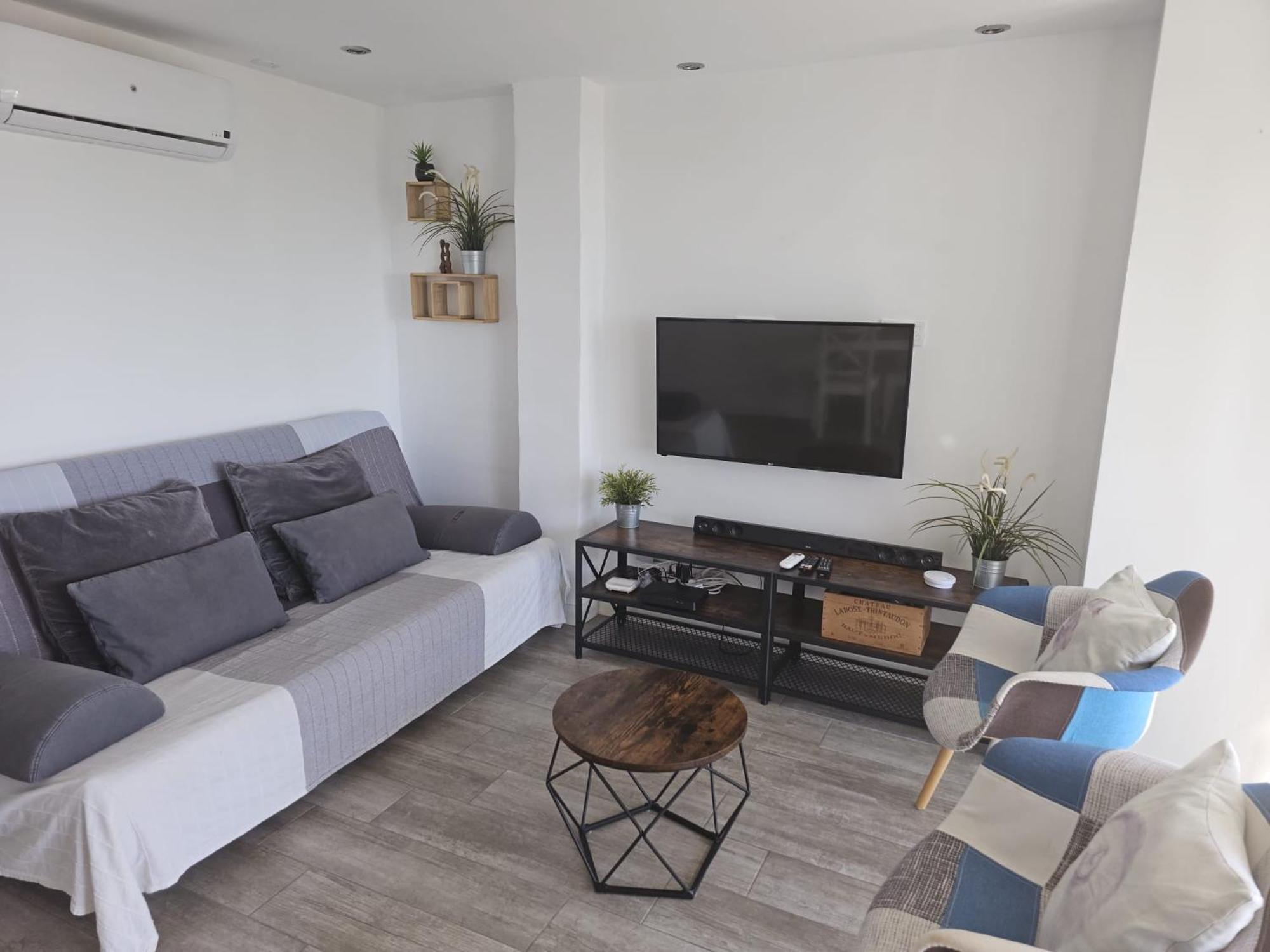 Pueblo Blanco Sea View Apartment By Namaste Elite ตอร์เรโมลิโนส ภายนอก รูปภาพ