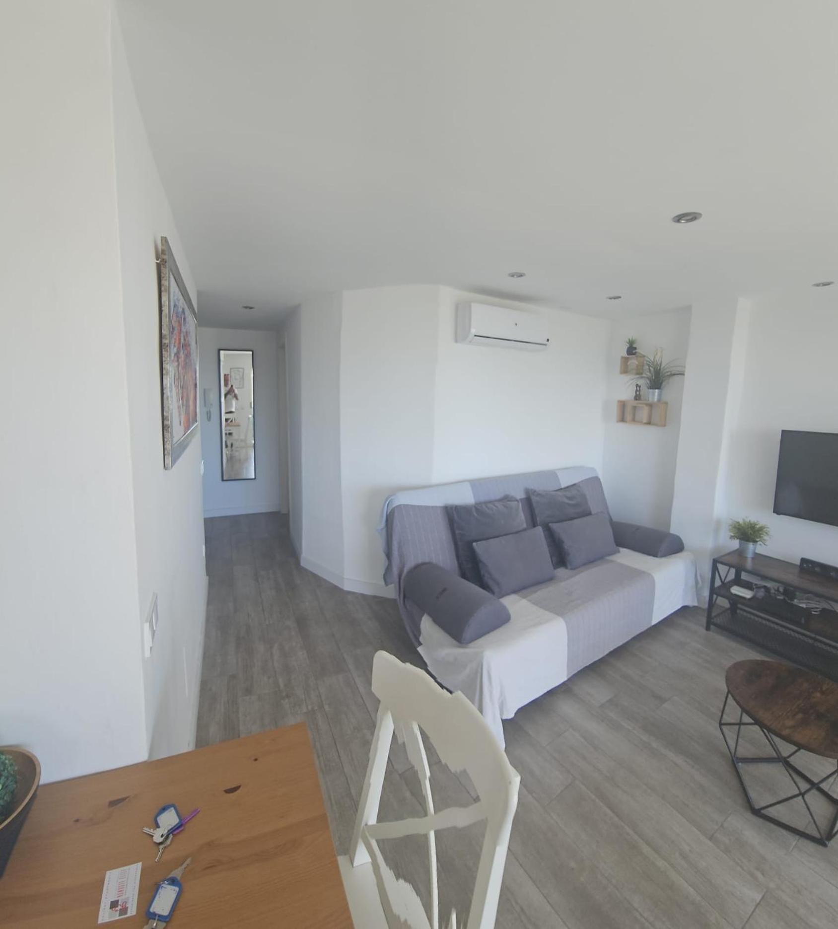 Pueblo Blanco Sea View Apartment By Namaste Elite ตอร์เรโมลิโนส ภายนอก รูปภาพ