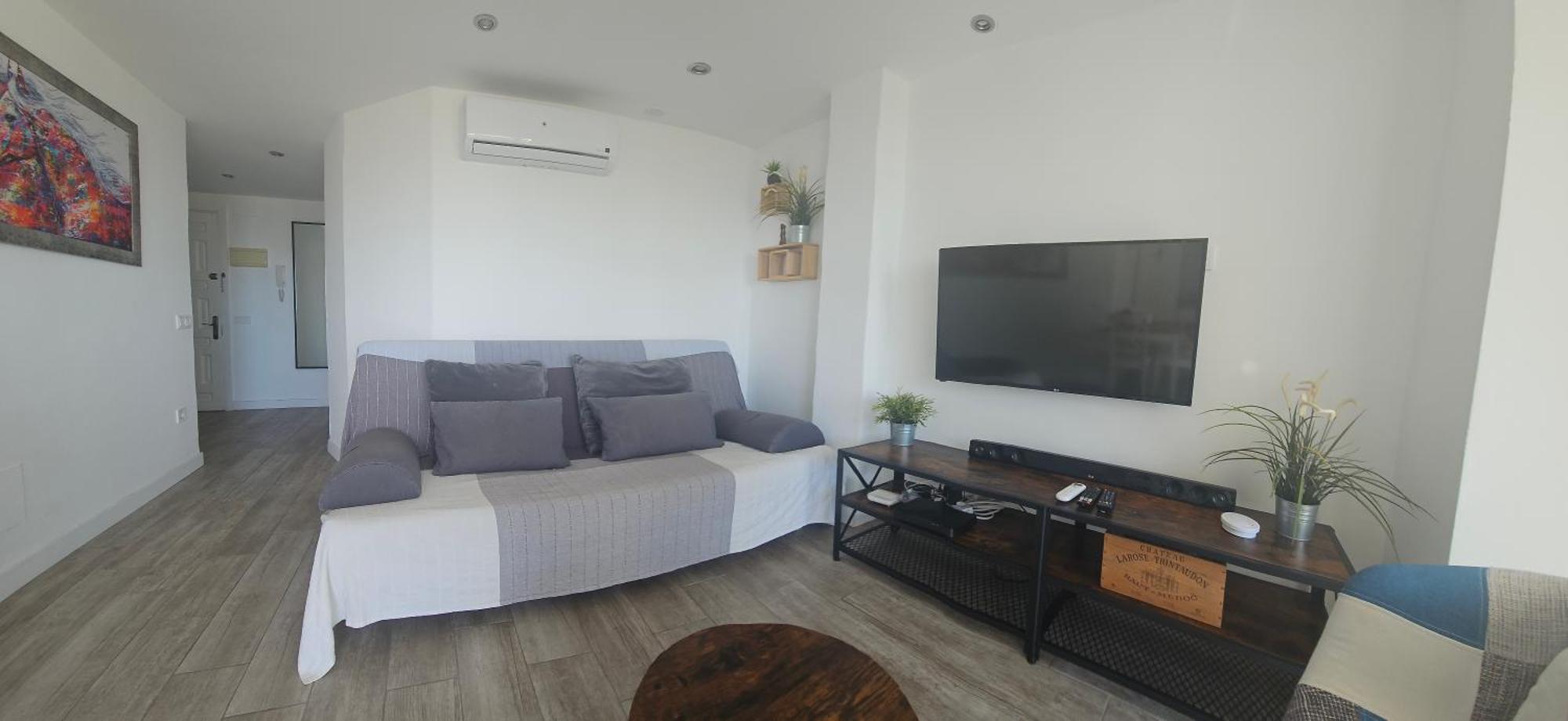 Pueblo Blanco Sea View Apartment By Namaste Elite ตอร์เรโมลิโนส ภายนอก รูปภาพ