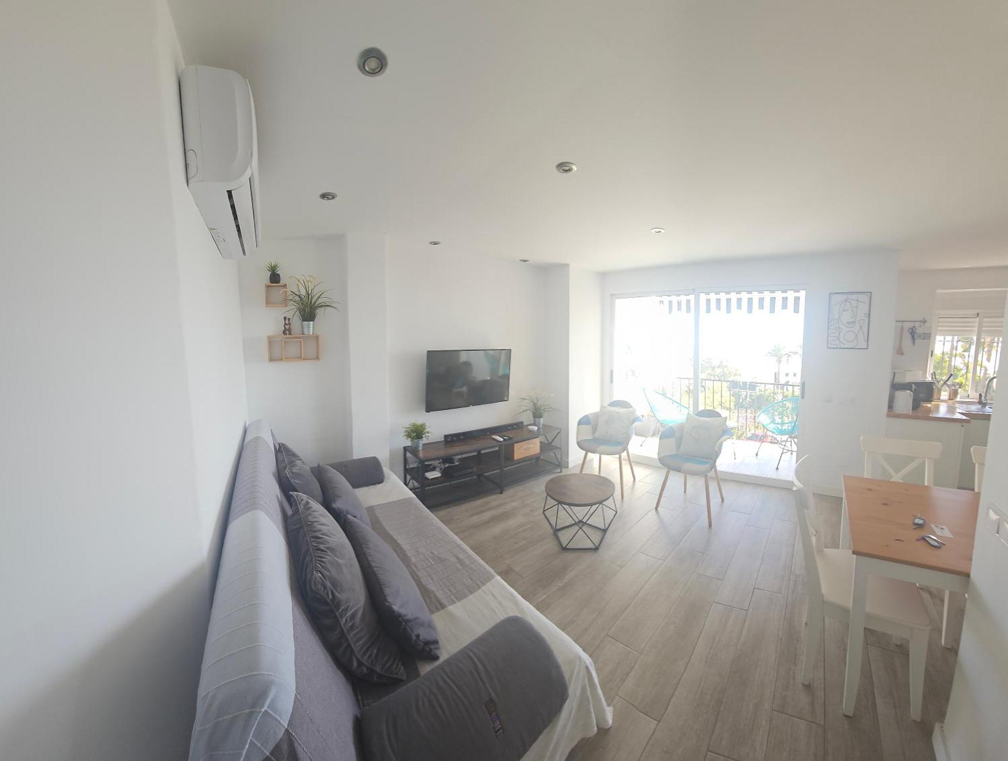 Pueblo Blanco Sea View Apartment By Namaste Elite ตอร์เรโมลิโนส ภายนอก รูปภาพ