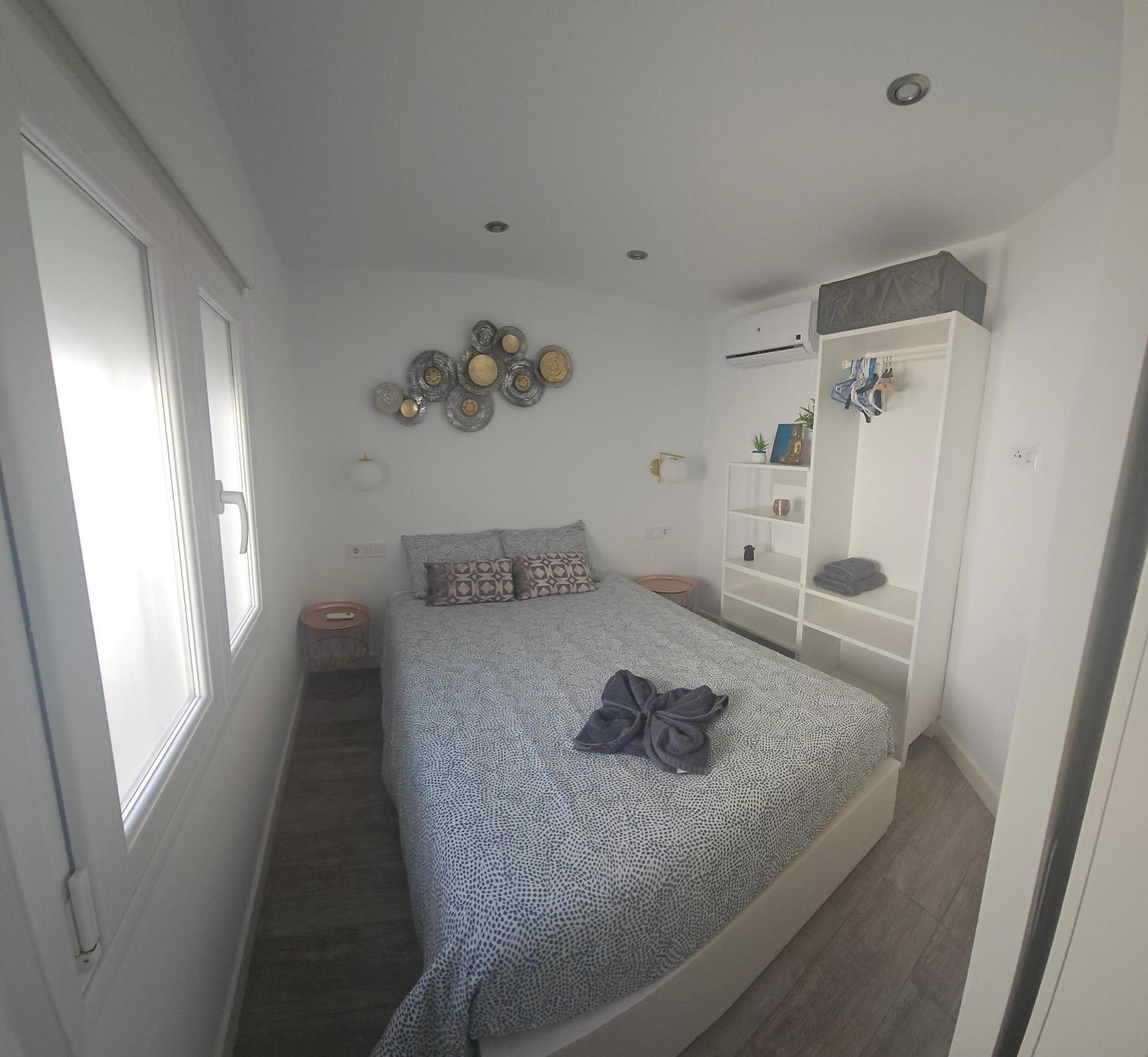 Pueblo Blanco Sea View Apartment By Namaste Elite ตอร์เรโมลิโนส ภายนอก รูปภาพ
